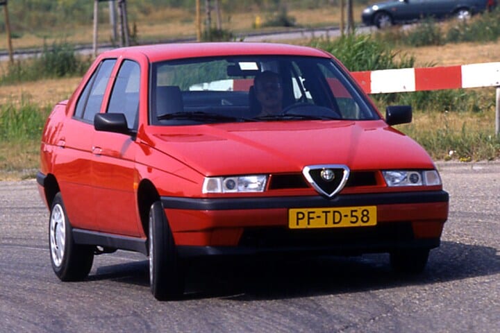Alfa Romeo 155