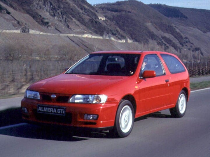 Nissan Almera