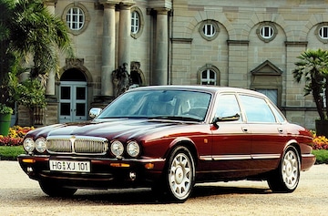 Daimler V8