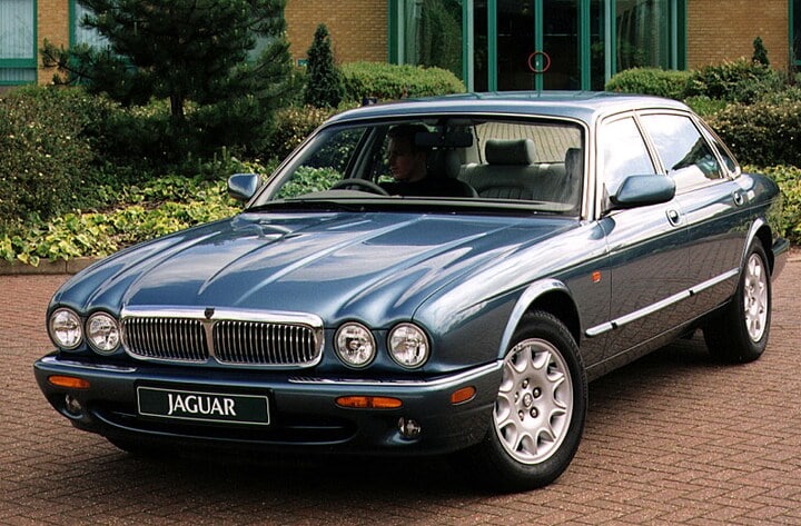 Jaguar XJ