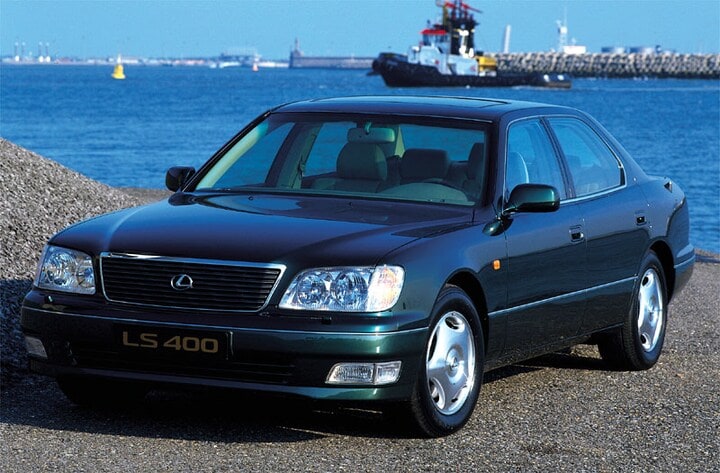 Lexus LS