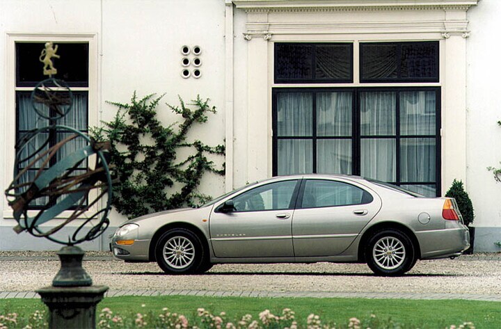 Chrysler 300M