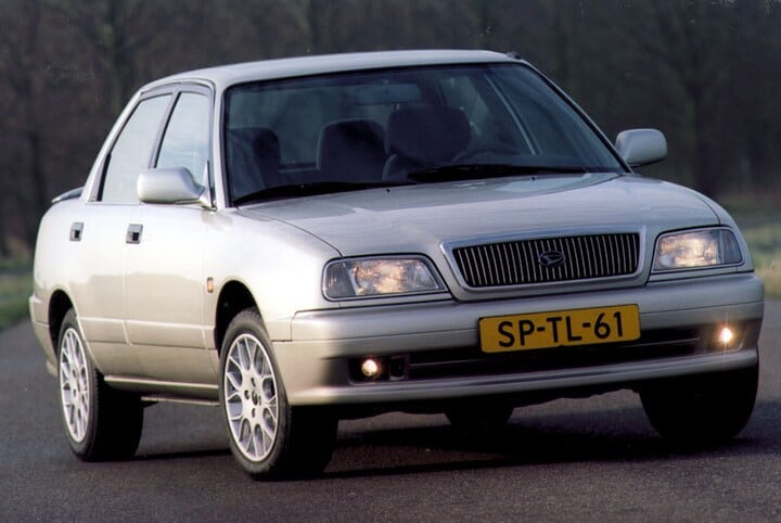 Daihatsu Applause