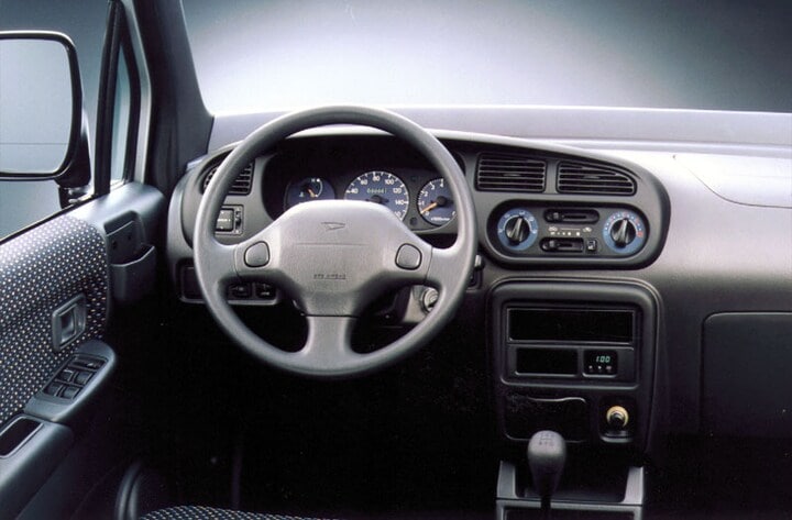 Daihatsu Move - interieur