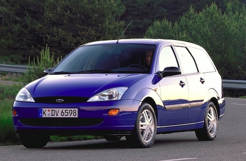 Ford Focus Wagon 1.8 TDdi 90pk Ghia
