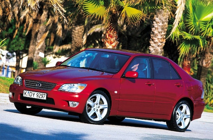 Lexus IS