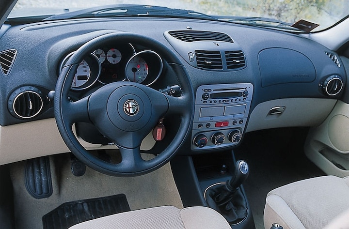 Alfa Romeo 147 - interieur