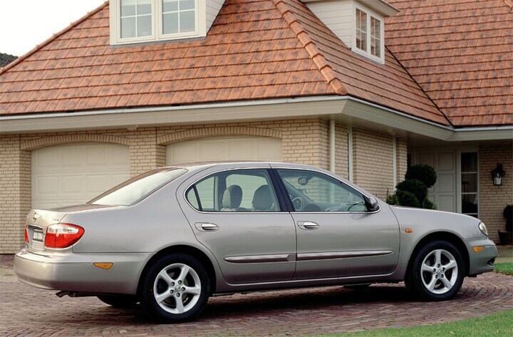 Nissan Maxima QX