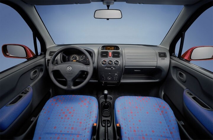 Opel Agila - interieur