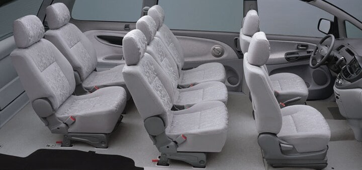 Toyota Previa - interieur