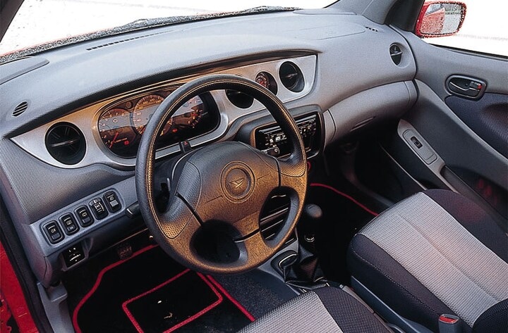 Daihatsu Young RV - interieur