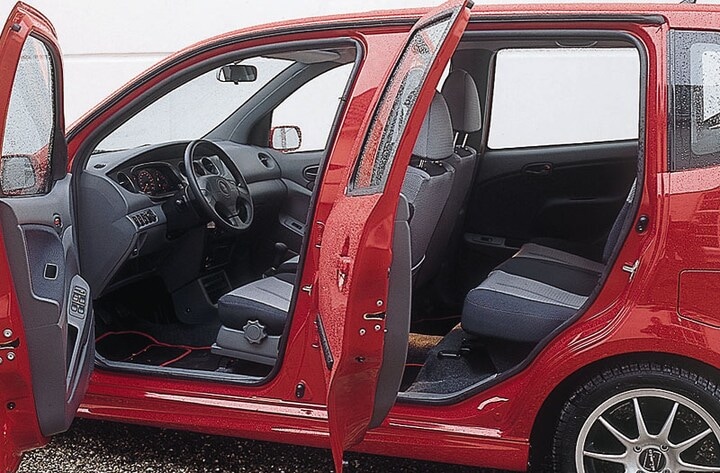 Daihatsu Young RV - interieur