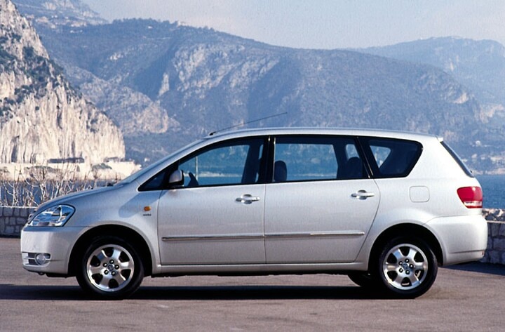 Toyota Avensis Verso