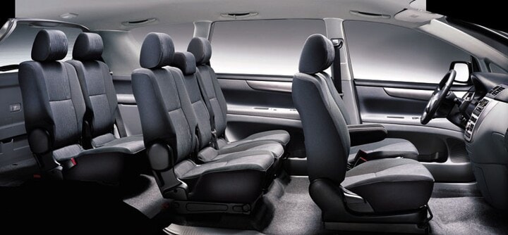 Toyota Avensis Verso - interieur