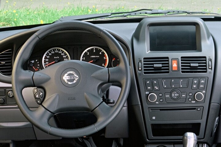 Nissan Almera - interieur