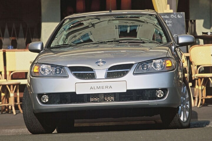 Nissan Almera