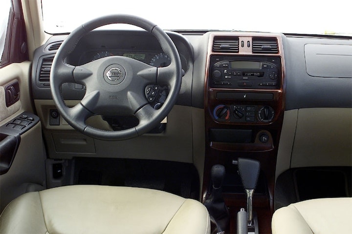 Nissan Terrano - interieur