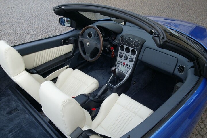 Alfa Romeo Spider - interieur