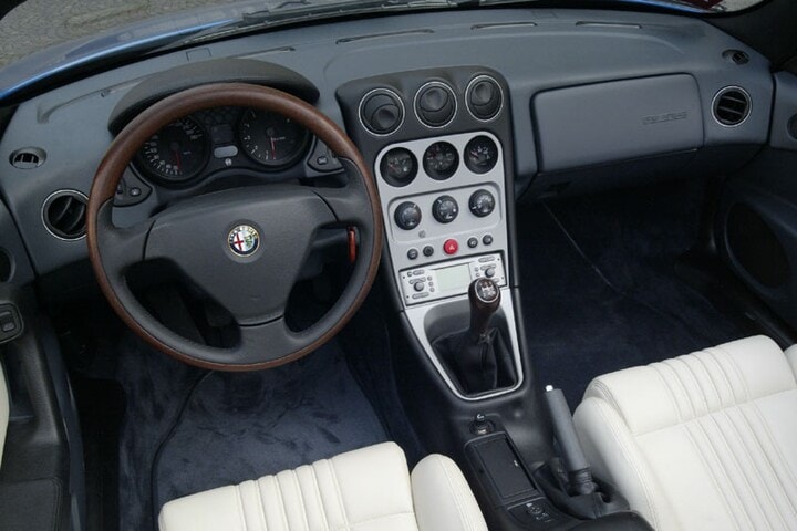 Alfa Romeo Spider - interieur