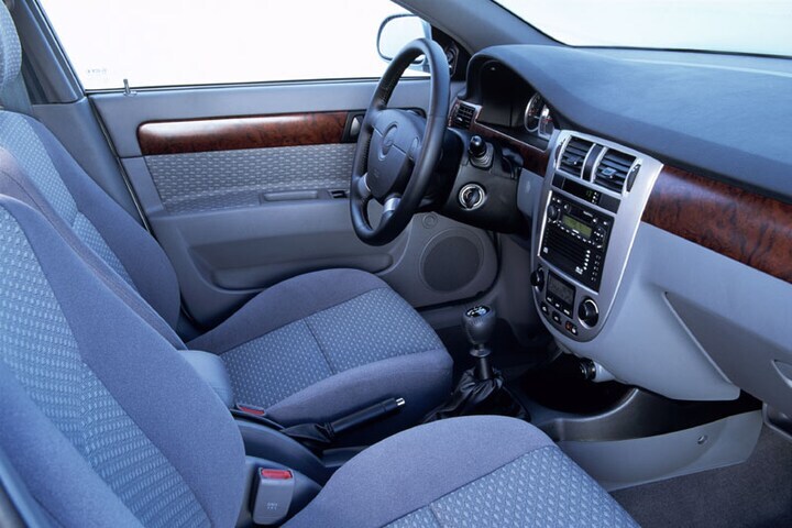 Daewoo Nubira - interieur