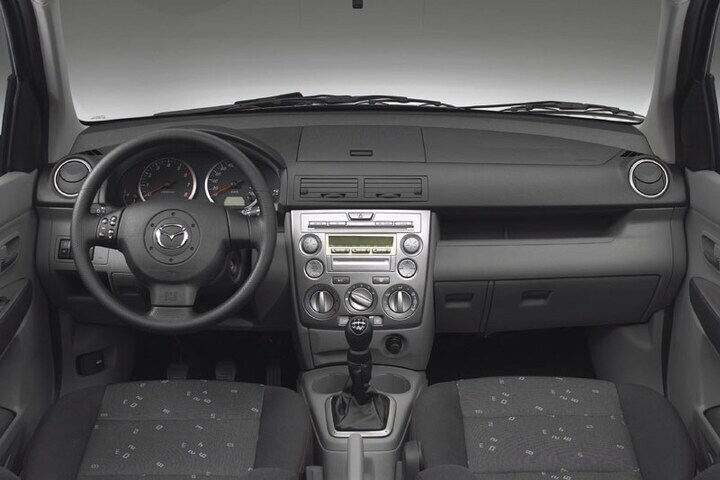 Mazda 2 - interieur