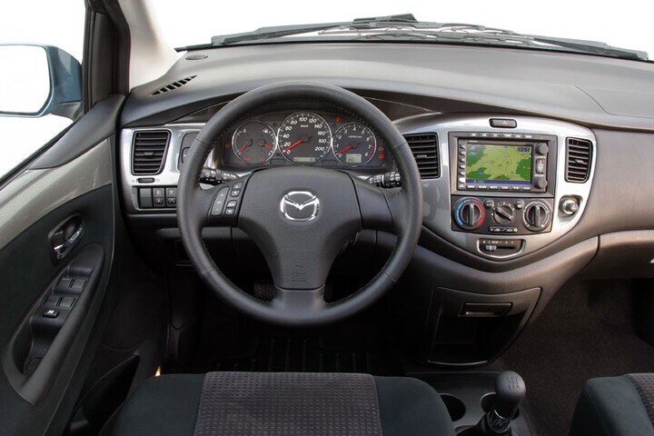 Mazda MPV - interieur