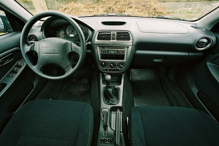 Subaru Impreza - interieur