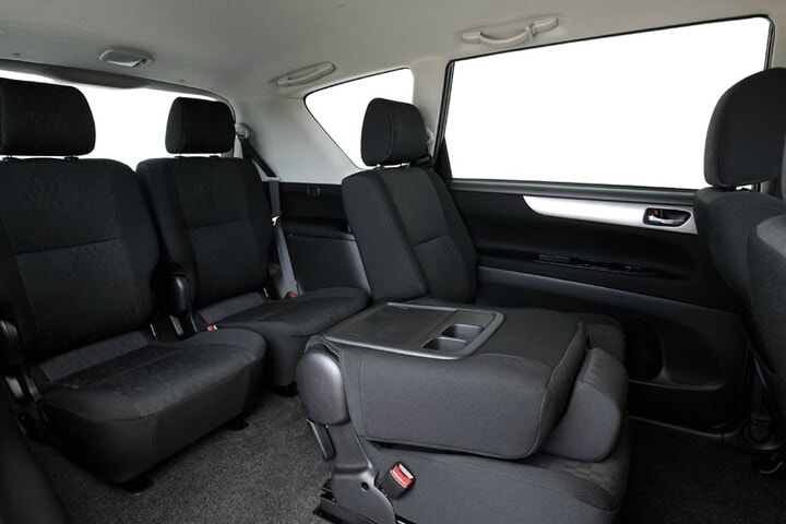 Toyota Avensis Verso - interieur