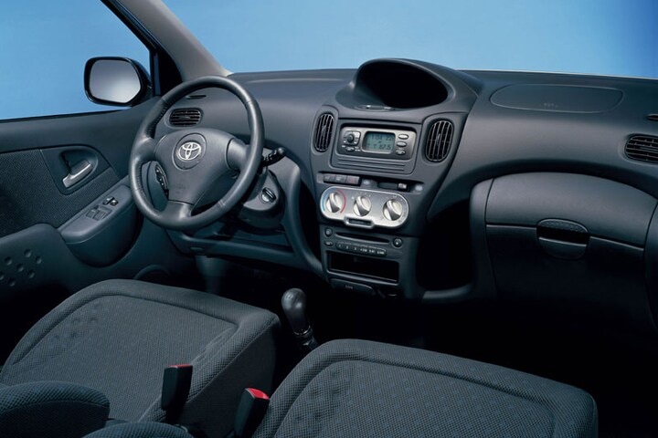 Toyota Yaris Verso - interieur