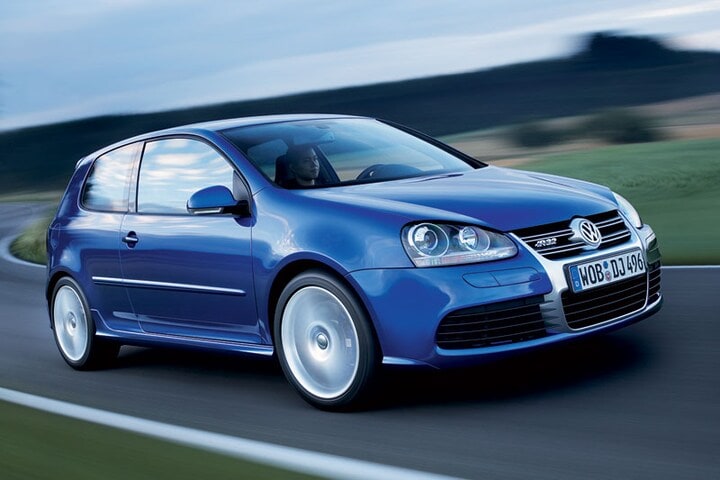 Volkswagen Golf R32