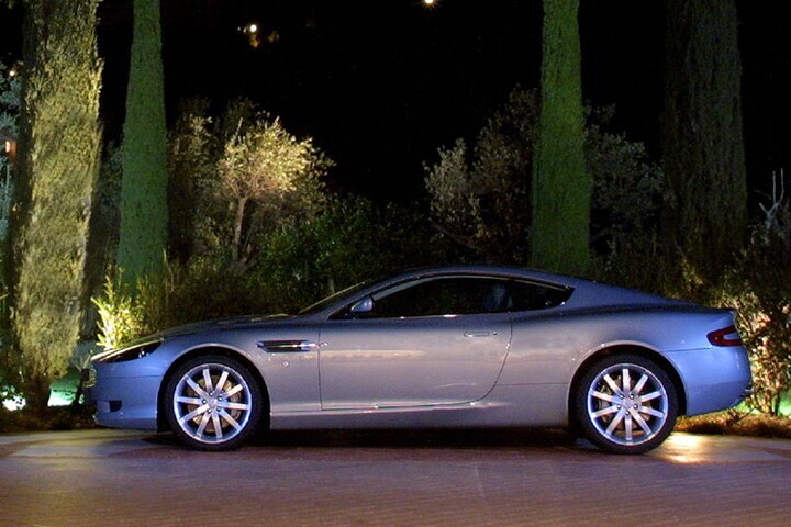 Aston Martin DB9