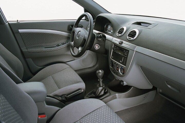 Daewoo Lacetti - interieur