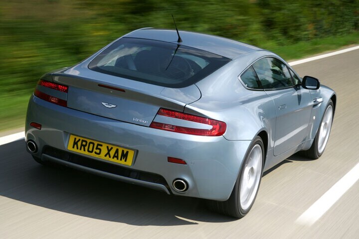 Aston Martin V8