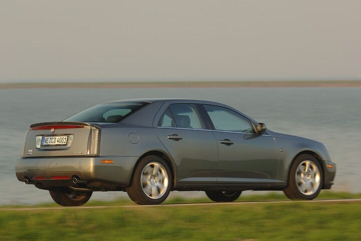 Cadillac STS
