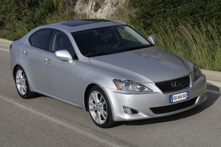 Lexus IS