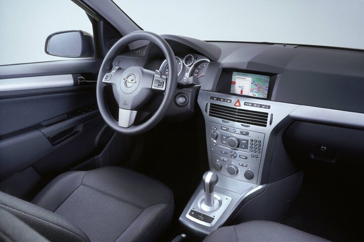 Opel Astra GTC - interieur