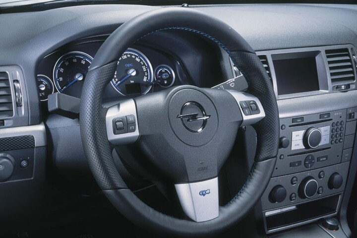 Opel Vectra GTS - interieur