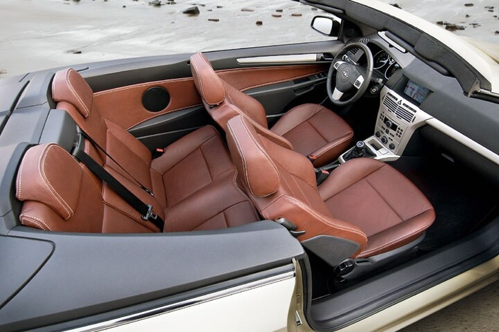 Opel Astra TwinTop - interieur