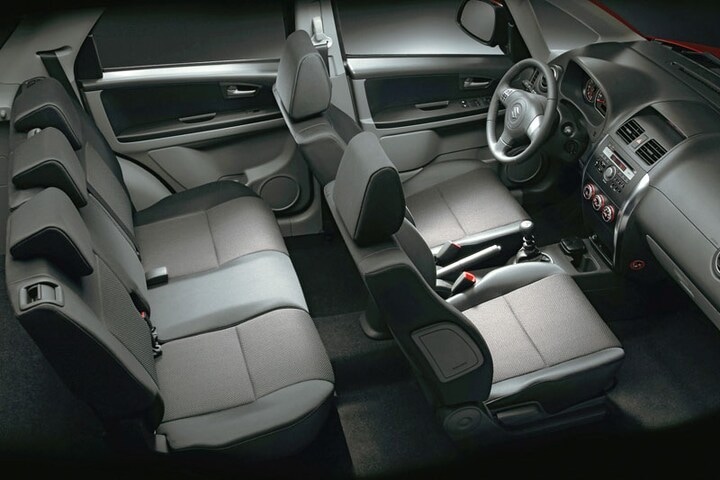 Suzuki SX4 - interieur