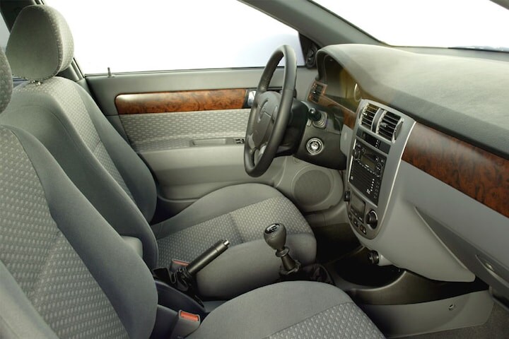 Chevrolet Nubira - interieur