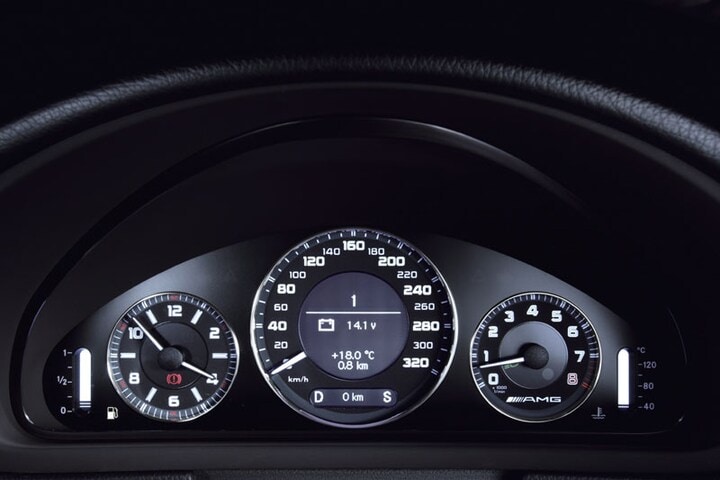 Mercedes-Benz E 63 AMG