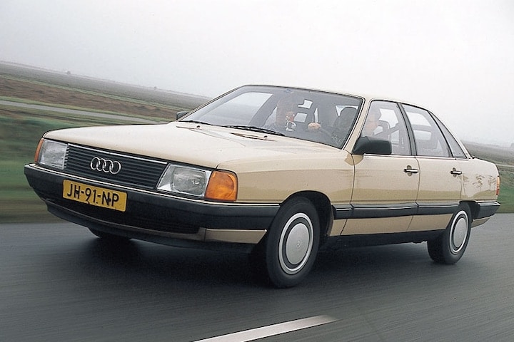 Audi 100