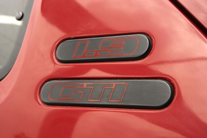 Peugeot 205 GTI