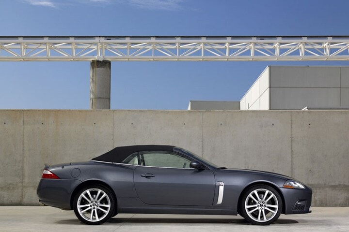 Jaguar XKR