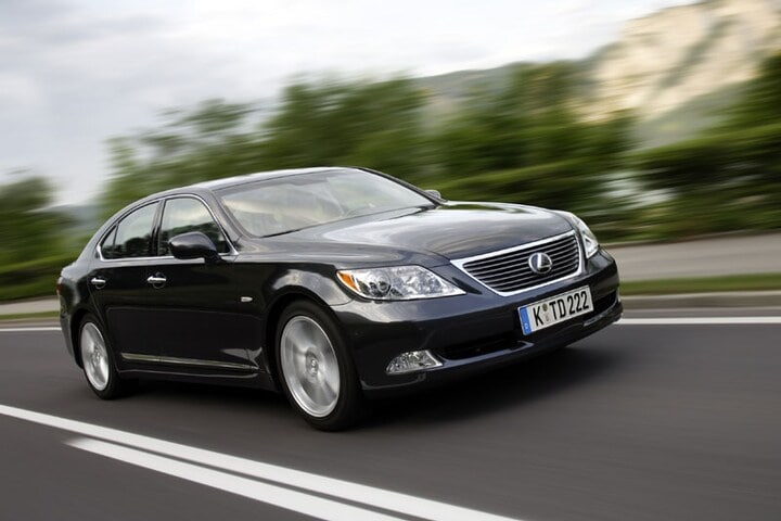 Lexus LS 460