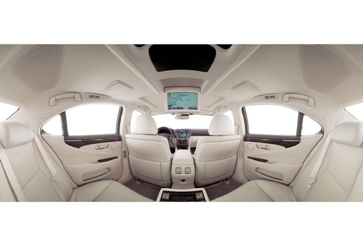 Lexus LS 460