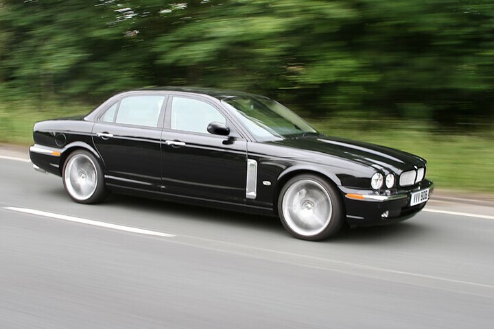 Jaguar XJR Portfolio