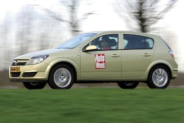 Opel Astra 1.6 Essentia