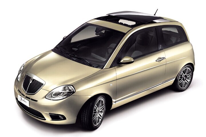 Lancia Ypsilon