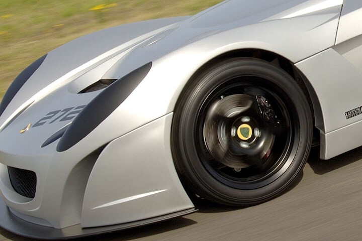 Lotus circuit car
